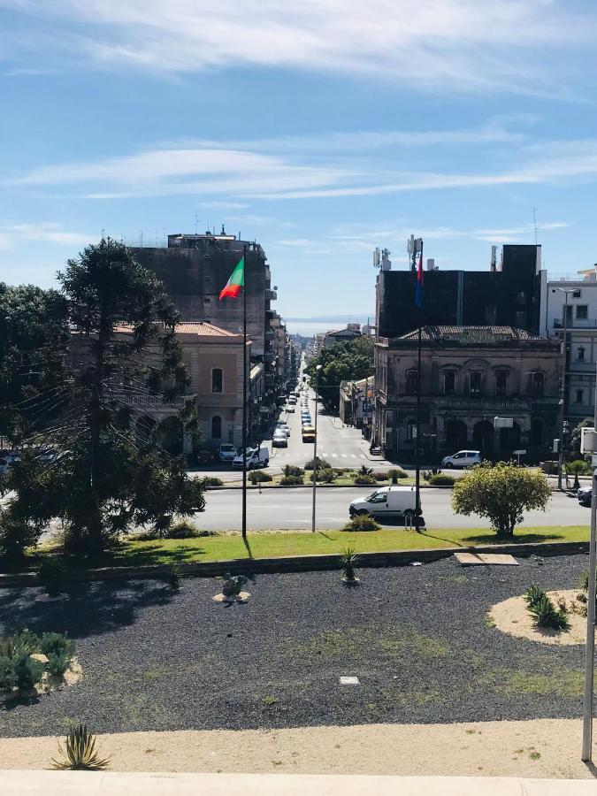 Lavica Di Mezzo Apartments Catánia Buitenkant foto