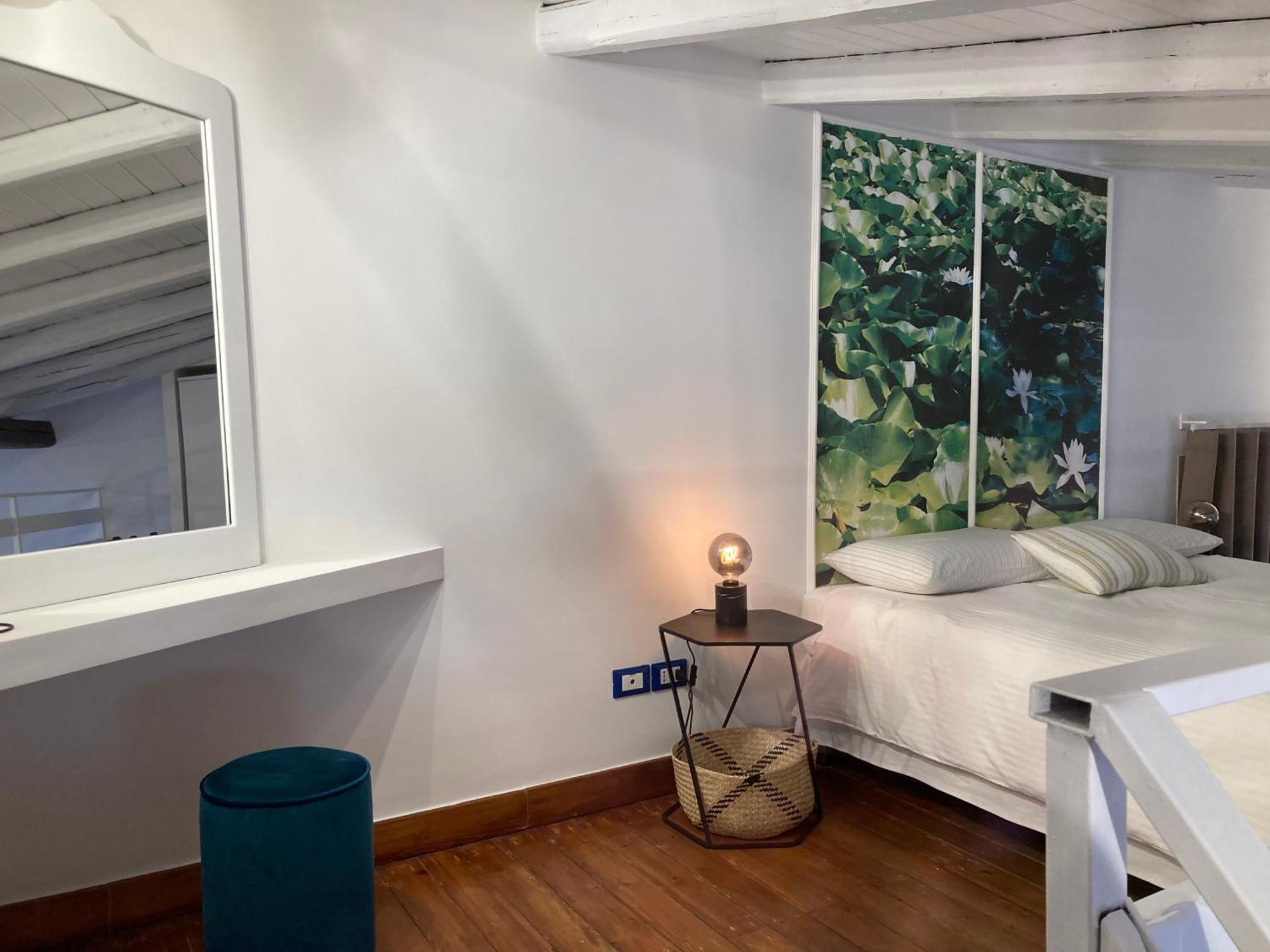 Lavica Di Mezzo Apartments Catánia Buitenkant foto